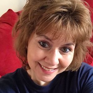 Meet your Posher, Lori